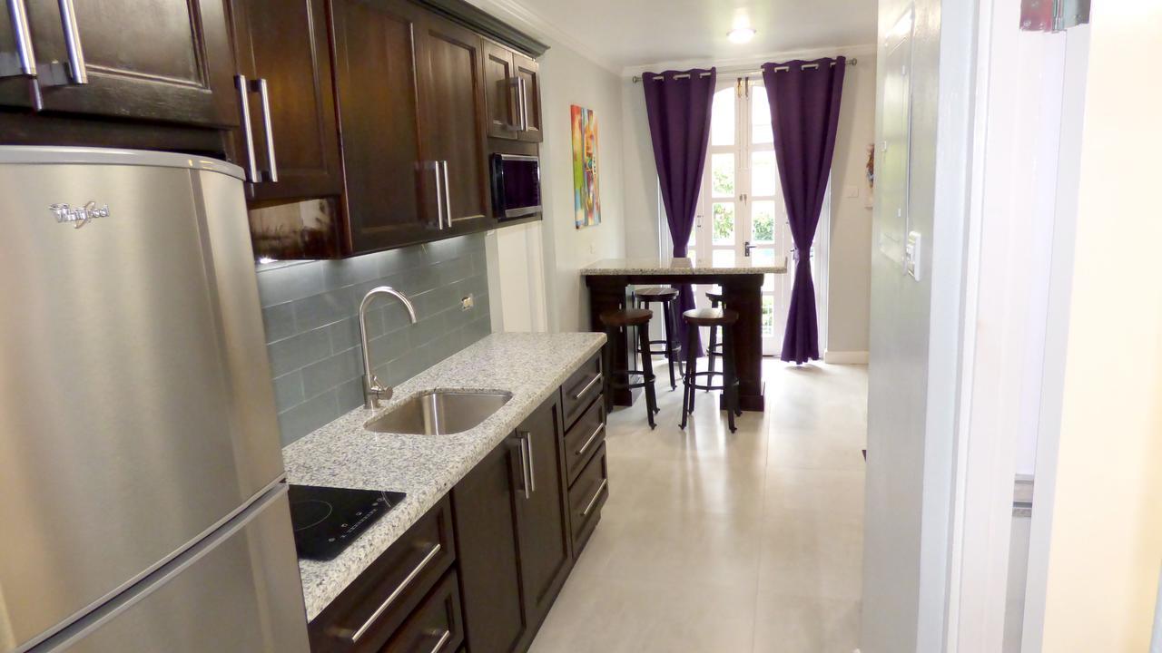 אוצ'ו ריוס Beach One Bedroom Suite A20 מראה חיצוני תמונה